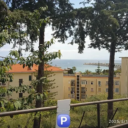 Apartamento Lyhnida Vacation Imperia